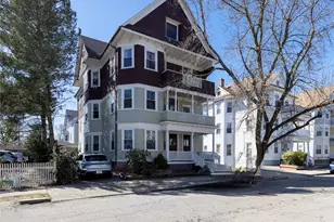 18 Meader St, Providence, RI 02909 - Photo 2