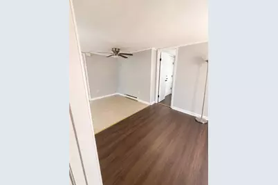 1187 1187 Putnam Pike #2 L, Glocester, RI 02814 - Photo 10