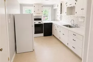 1187 1187 Putnam Pike, Glocester, RI 02814 - Photo 2