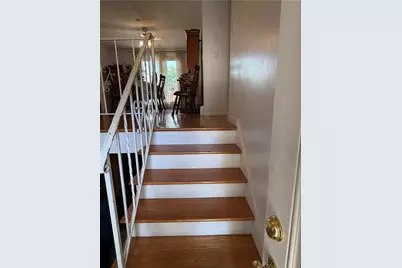 6 Balsam Court, Johnston, RI 02919 - Photo 4