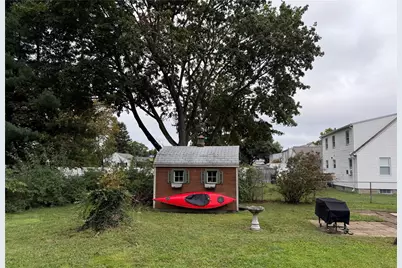 288 Chapmans Avenue, Warwick, RI 02886 - Photo 4