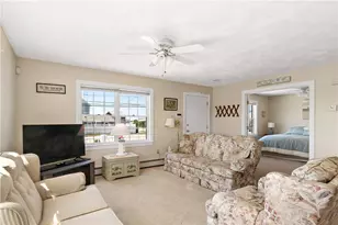 980 Matunuck Beach Rd, South Kingstown, RI 02879 - Photo 10