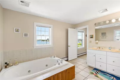 980 Matunuck Beach Road, South Kingstown, RI 02879 - Photo 22
