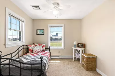 980 Matunuck Beach Road, South Kingstown, RI 02879 - Photo 18