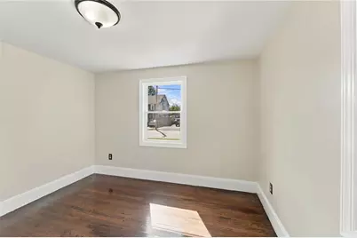 386 Norwood Avenue, Warwick, RI 02888 - Photo 14