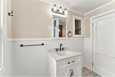 386 Norwood Avenue, Warwick, RI 02888 - Photo 16