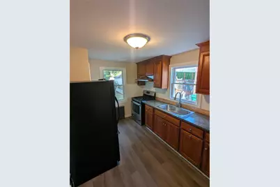 386 Norwood Avenue, Warwick, RI 02888 - Photo 2