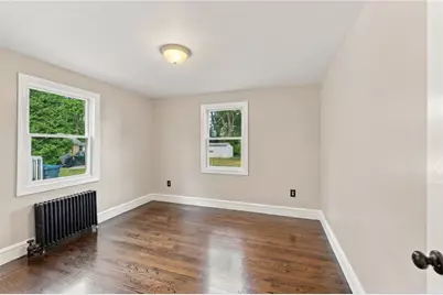 386 Norwood Avenue, Warwick, RI 02888 - Photo 12