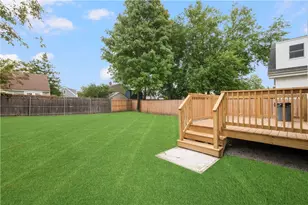 93 Fiat Ave, Cranston, RI 02910 - Photo 32