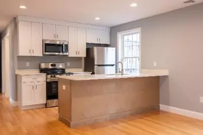 84 Coggeshall Street, Providence, RI 02908 - Photo 10
