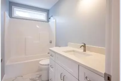 84 Coggeshall Street, Providence, RI 02908 - Photo 18