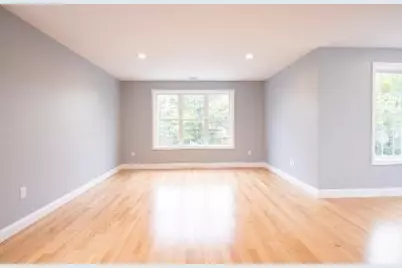 84 Coggeshall Street, Providence, RI 02908 - Photo 16