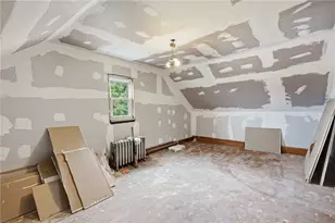 11 Grand View St, Providence, RI 02906 - Photo 20