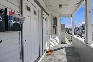 51 Hall St, Providence, RI 02904 - Photo 46
