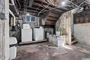51 Hall St, Providence, RI 02904 - Photo 40