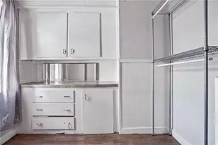 51 Hall St, Providence, RI 02904 - Photo 16