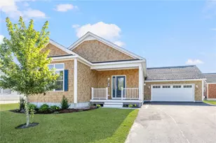 633 S Shore Village Blvd, South Kingstown, RI 02879 - Photo 2