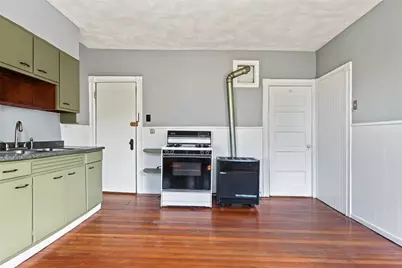 7 Williams Street, Pawtucket, RI 02860 - Photo 32