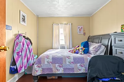 7 Williams Street, Pawtucket, RI 02860 - Photo 10
