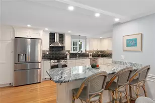 15 Elmsgate Wy, East Providence, RI 02916 - Photo 6