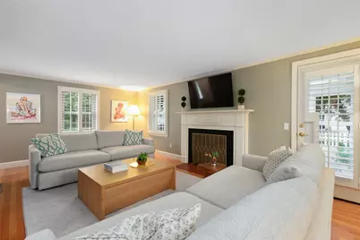 15 Elmsgate Way, East Providence, RI 02916 - Photo 6