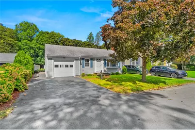 19 Beaumont Street, East Providence, RI 02916 - Photo 2