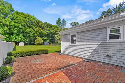 19 Beaumont Street, East Providence, RI 02916 - Photo 28