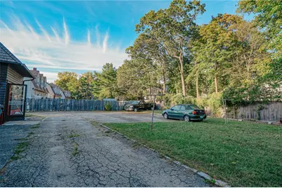 133 Roger Williams Avenue, East Providence, RI 02916 - Photo 6