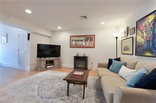 4 Weeden St, Providence, RI 02903 - Photo 10