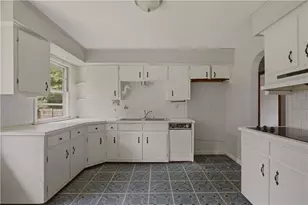1639 Bulgarmarsh Rd, Tiverton, RI 02878 - Photo 16