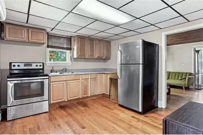 37 Newell Street, West Warwick, RI 02893 - Photo 2