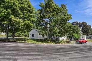 37 Newell St, West Warwick, RI 02893 - Photo 44