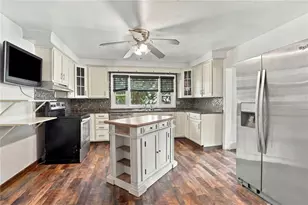 37 Newell St, West Warwick, RI 02893 - Photo 36