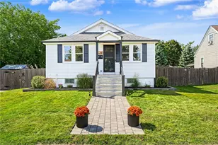 19 Anoka Rd, Warwick, RI 02888 - Photo 1