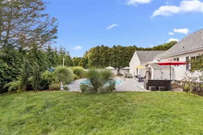 77 Narragansett Avenue, Westerly, RI 02891 - Photo 44