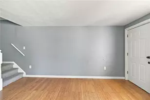 52 Nancy St, Providence, RI 02909 - Photo 10