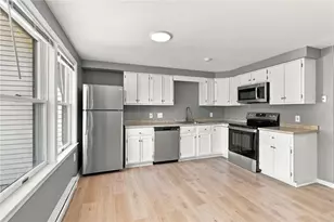 52 Nancy St, Providence, RI 02909 - Photo 4