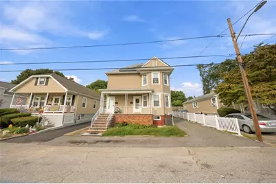 37 Old Oak Avenue, Cranston, RI 02910 - Photo 2
