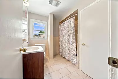 37 Old Oak Avenue, Cranston, RI 02910 - Photo 22