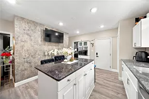 37 Old Oak Ave, Cranston, RI 02910 - Photo 4