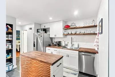 41 Rochambeau Avenue, Providence, RI 02906 - Photo 20