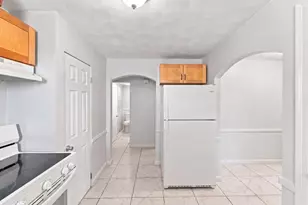 41 Rochambeau Ave, Providence, RI 02906 - Photo 36