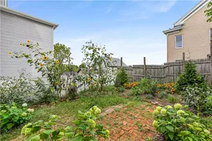 30 Royal St, Providence, RI 02906 - Photo 42