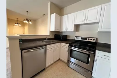 110 Mill Street #202, Woonsocket, RI 02895 - Photo 10
