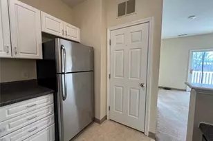 110 Mill St, Woonsocket, RI 02895 - Photo 8