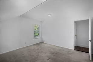 11 Faith St, East Providence, RI 02914 - Photo 16