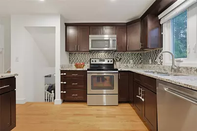 34 Bellevue Drive, Cranston, RI 02920 - Photo 8