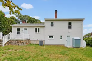 34 Bellevue Dr, Cranston, RI 02920 - Photo 28
