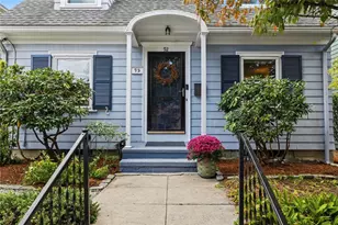 92 Edgehill Rd, Providence, RI 02906 - Photo 4