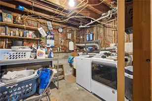 861 Greenville Ave, Johnston, RI 02919 - Photo 34